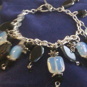 LILLIAN DESIGNS BEAUTIFUL AND FABULOUS FREE FLOWING ONE OF A KIND DESIGNS